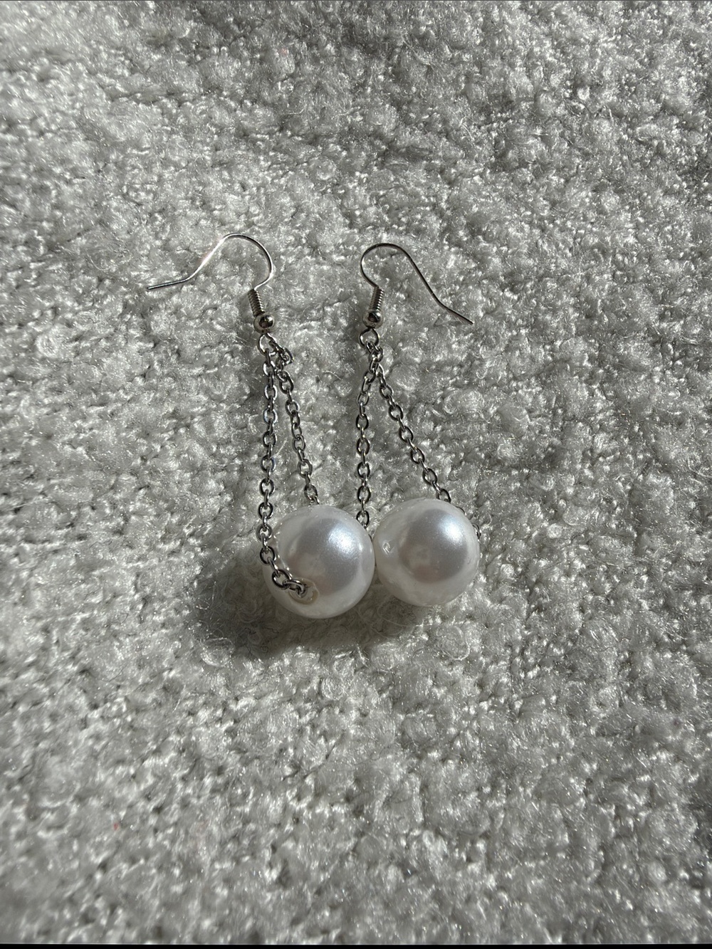 Pearl Drop Dangle Earrings - White Pearlescent Beads
